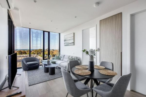 'Port Panorama' A Stunning Resort-style Stay, Melbourne